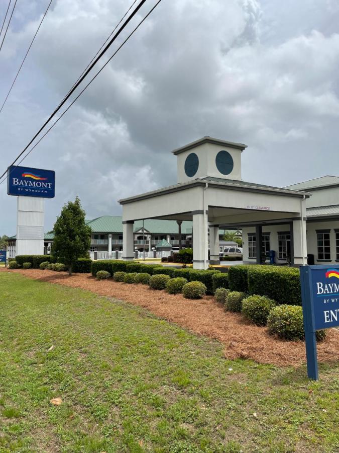 Baymont By Wyndham Marianna Hotel Exterior photo