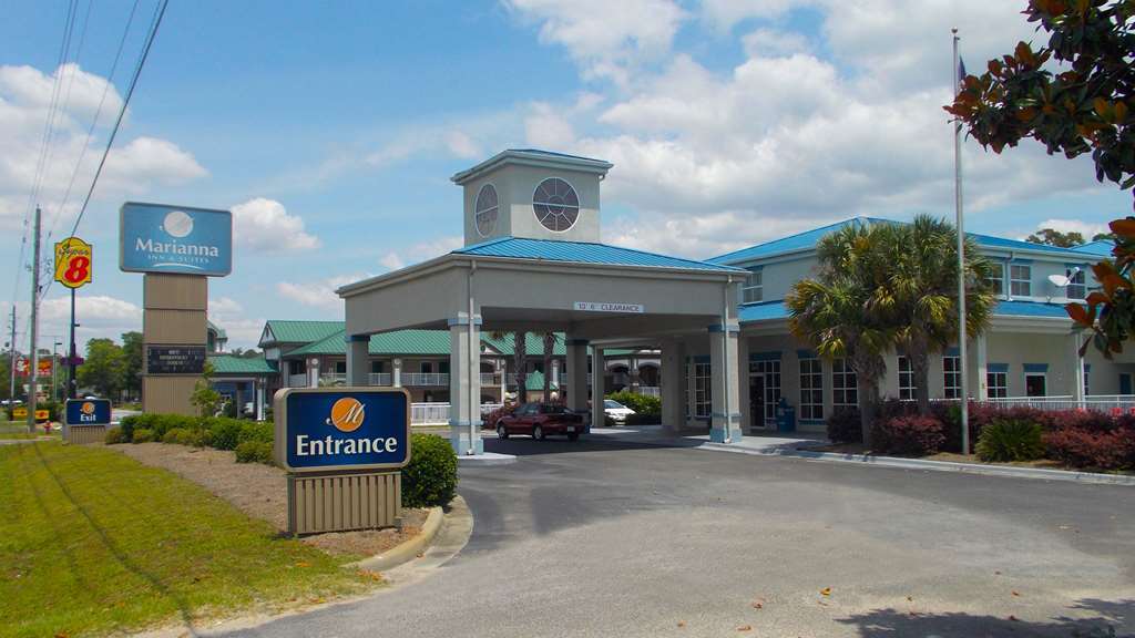 Baymont By Wyndham Marianna Hotel Exterior photo